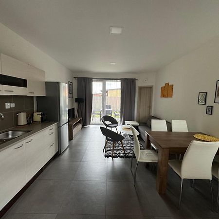 Apartmány Miromar Podivin Exteriér fotografie
