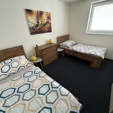 Apartmány Miromar Podivin Exteriér fotografie